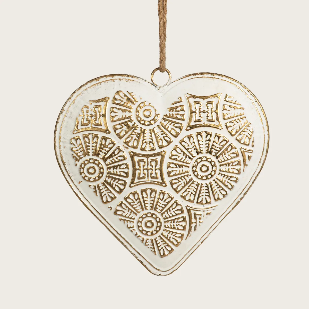 CORAZON COLGAR METAL BLANCO Y DORADO